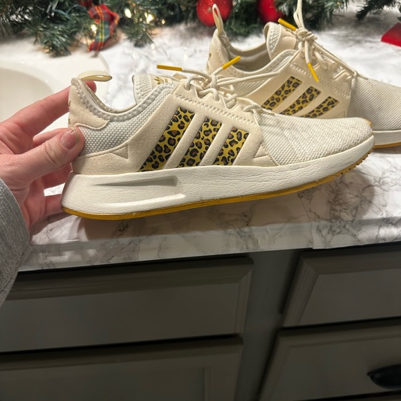 adidas Shoes - Women’s Adidas’s leopard